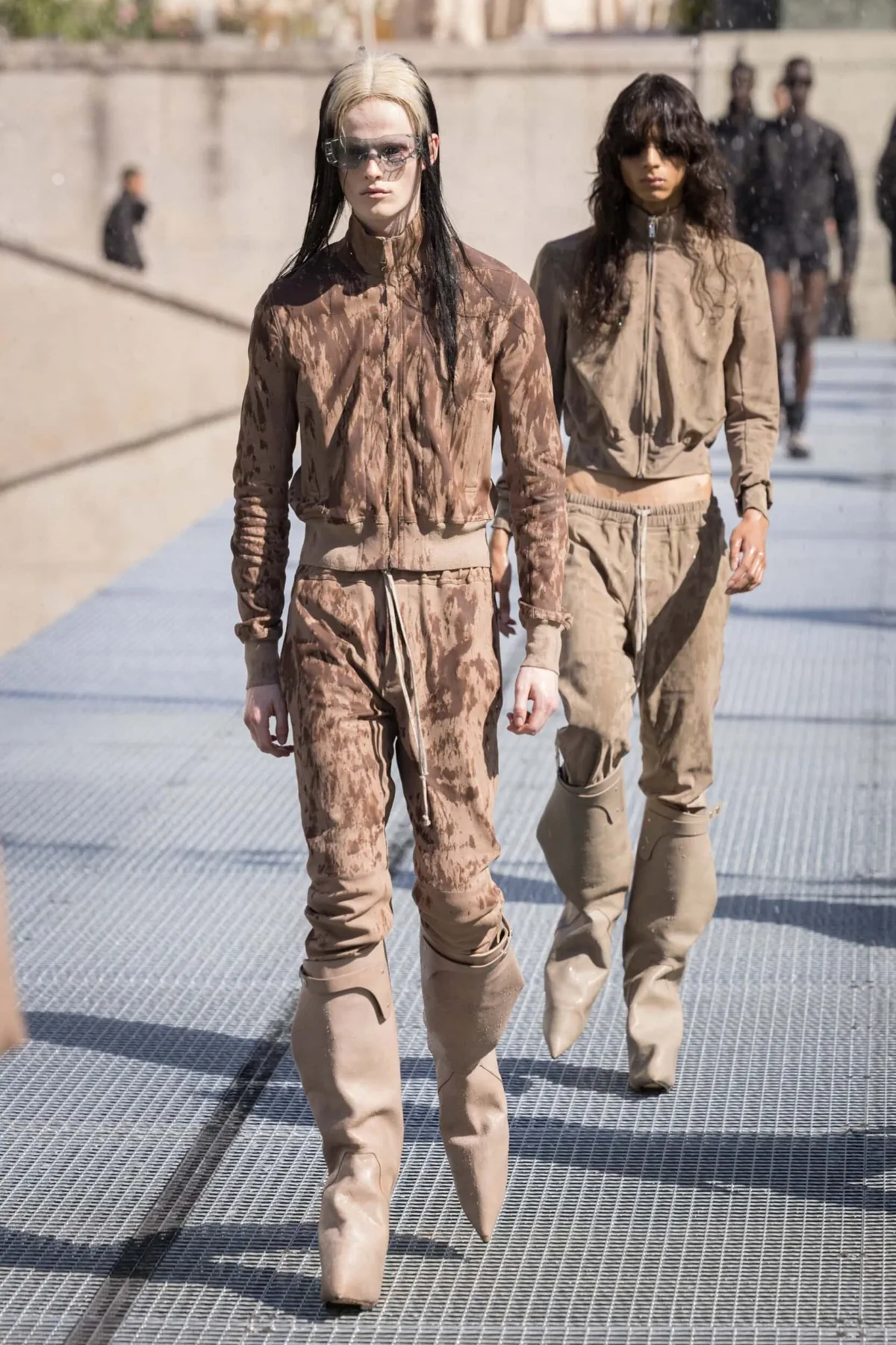 Rick Owens impose une vision sculpturale du printemps 2027 au Palais de Tokyo