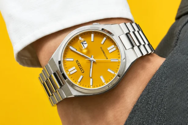 Ces six montres colorées à moins de 1 500 euros qui réveilleront votre poignet cet été