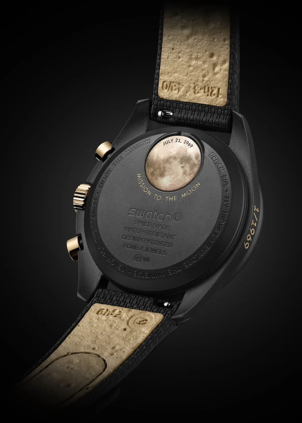 Swatch x OMEGA MoonSwatch MISSION TO THE MOON 1969 6 MoonSwatch MISSION TO THE MOON 1969, l’or d’Apollo 11 remis en orbite