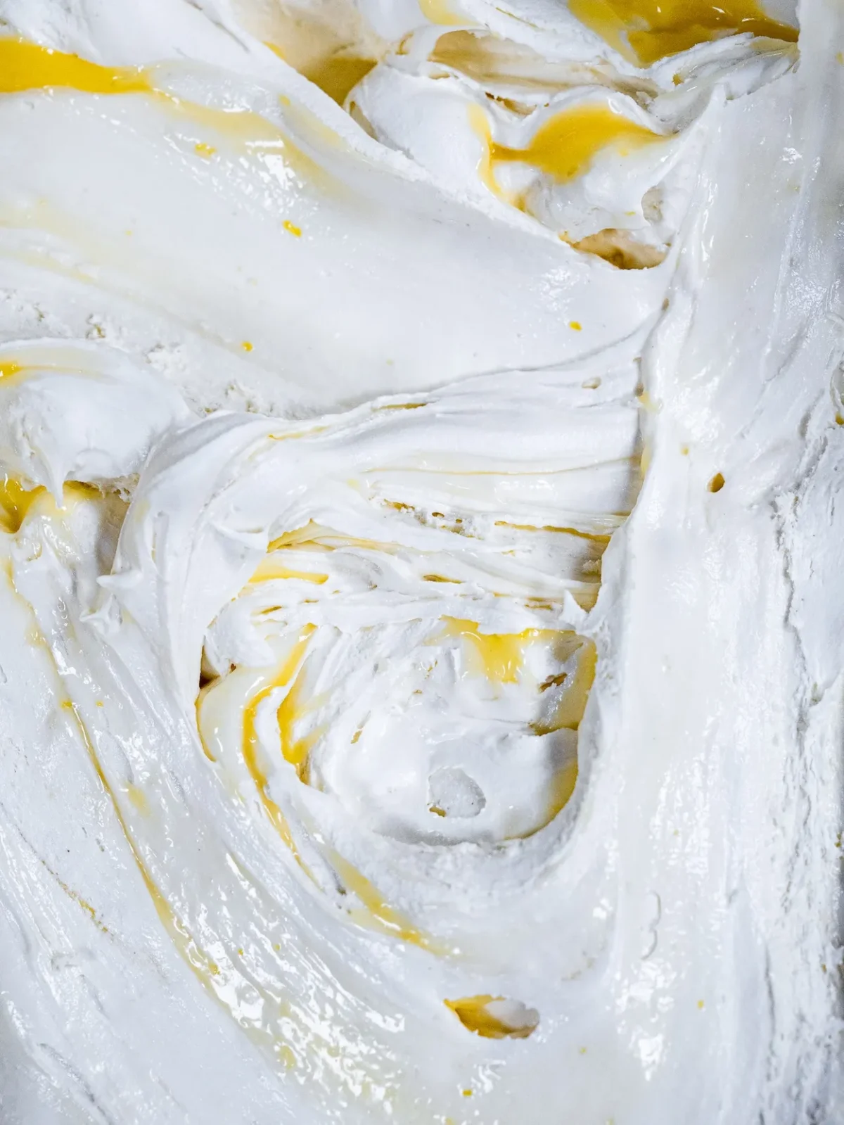 Terra Byzacena x Emmanuel Ryon Glaces a lhuile dolive 2 Nous avons goûté les glaces à l'huile d'olive de Terra Byzacena et Emmanuel Ryon, notre verdict