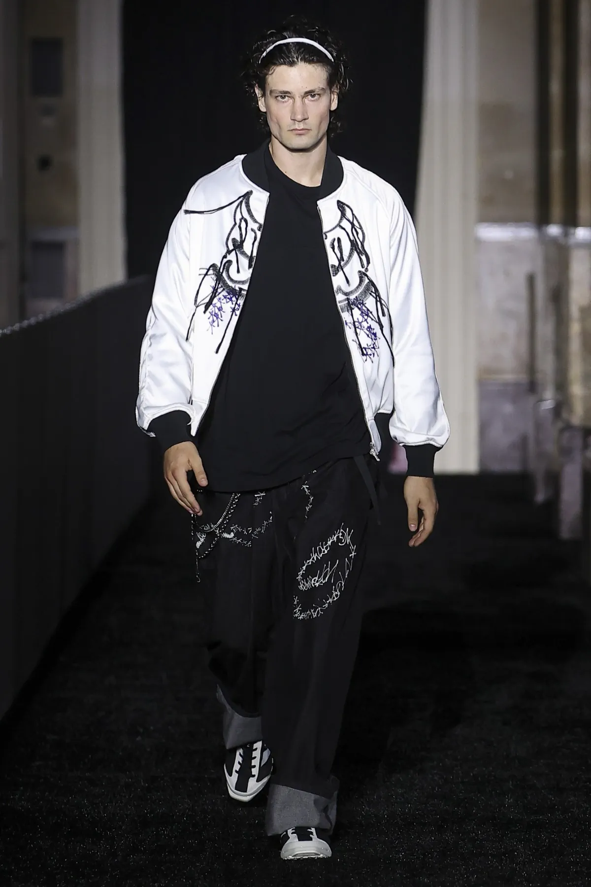 Y 3 Spring Summer 2027 25 Y-3 au printemps 2027, le football comme terrain de tension japonaise