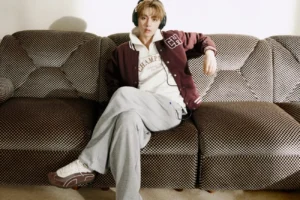 Champion habille V de BTS pour sa campagne « True Champion »