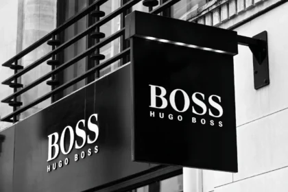 HUGO BOSS vend moins, gagne en marge et joue son avenir face à Frasers
