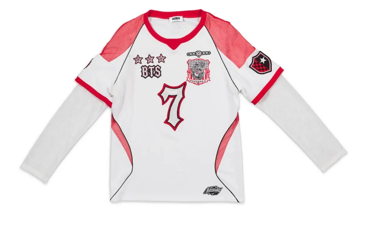 Le maillot de Jimin s'est vendu aussi cher que le ballon de la finale de la Coupe du monde 2026 lors des enchères de Christie's