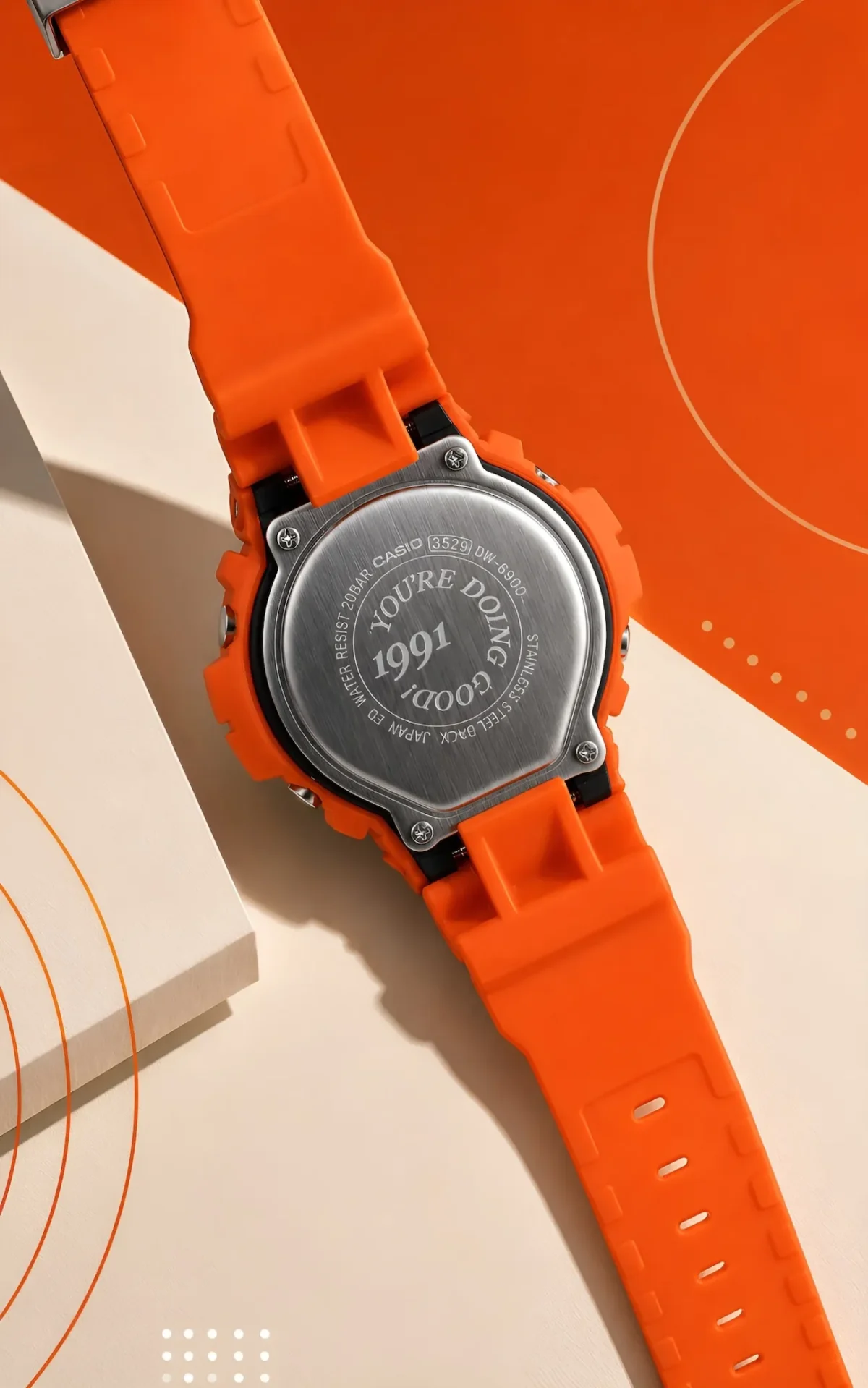 Larry June a transformé sa Corvette orange en G-SHOCK, et Midnight Organic en a fait un sold out