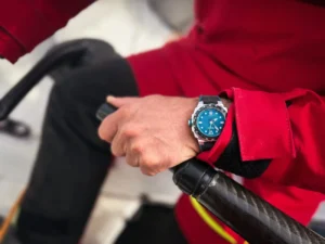 Alpiner x Route du Rhum 2026 Alpina prend le large avec deux montres taillées pour la Route du Rhum 2026
