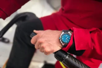 Alpina prend le large avec deux montres taillées pour la Route du Rhum 2026