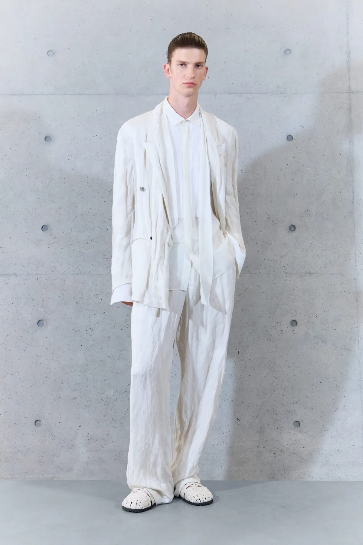 Emporio Armani referme un cycle avec une collection printemps 2027 empreinte de souvenirs