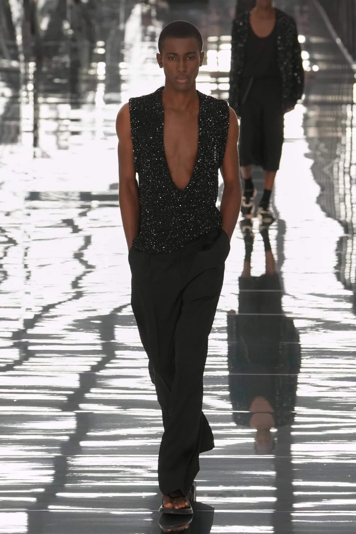 Fendi rhabille l'homme en creux dans sa collection printemps 2027