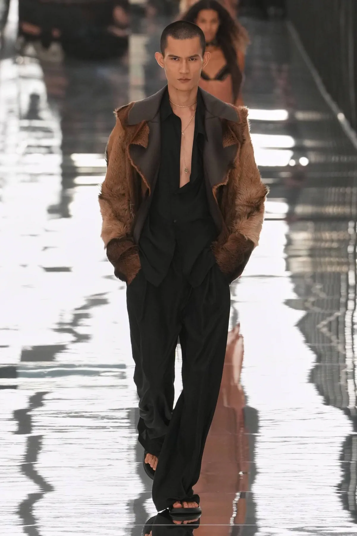 Fendi rhabille l'homme en creux dans sa collection printemps 2027