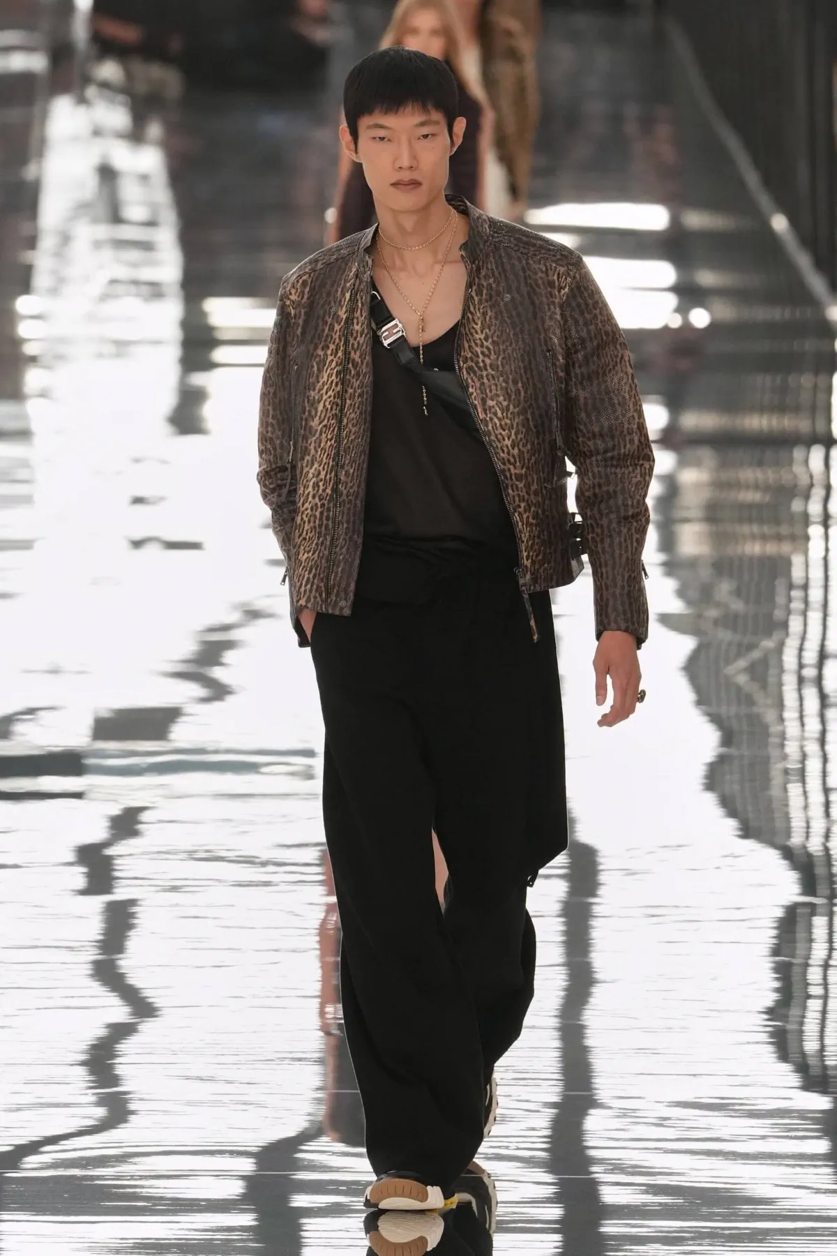 Fendi rhabille l'homme en creux dans sa collection printemps 2027