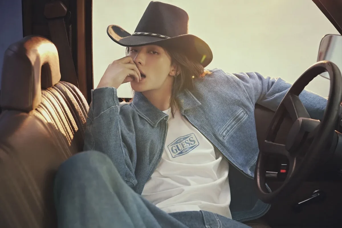 GUESS Campagne Automne 2026 x Hyunjin de Stray Kids 0 Avec Hyunjin de Stray Kids, GUESS rejoue son mythe californien pour l'automne 2026