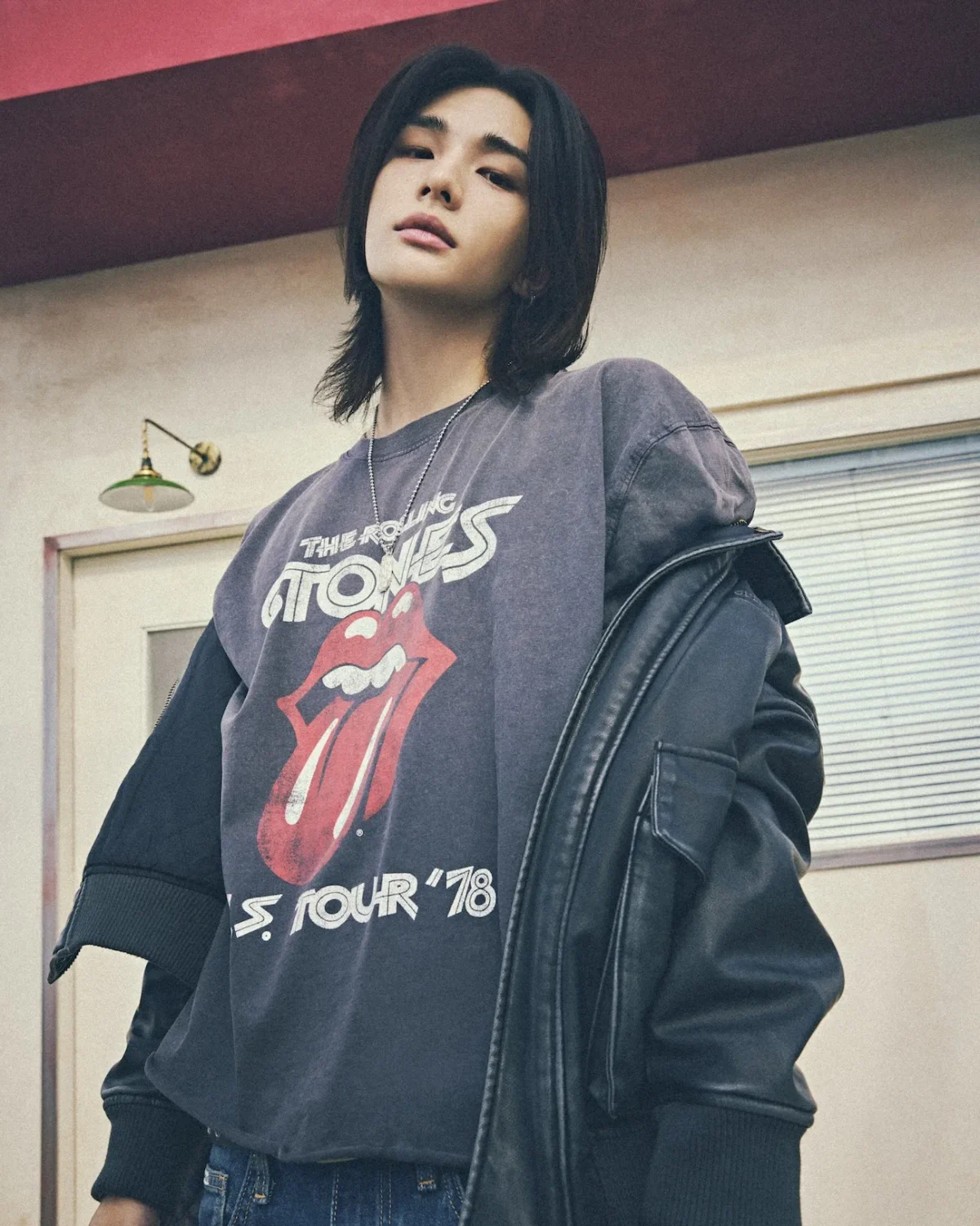 GUESS Campagne Automne 2026 x Hyunjin de Stray Kids 10 Avec Hyunjin de Stray Kids, GUESS rejoue son mythe californien pour l'automne 2026