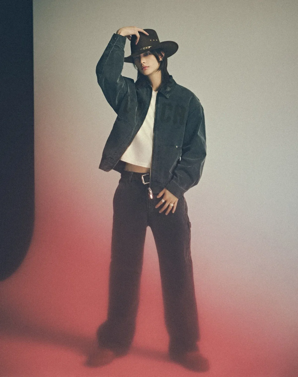 GUESS Campagne Automne 2026 x Hyunjin de Stray Kids 6 Avec Hyunjin de Stray Kids, GUESS rejoue son mythe californien pour l'automne 2026