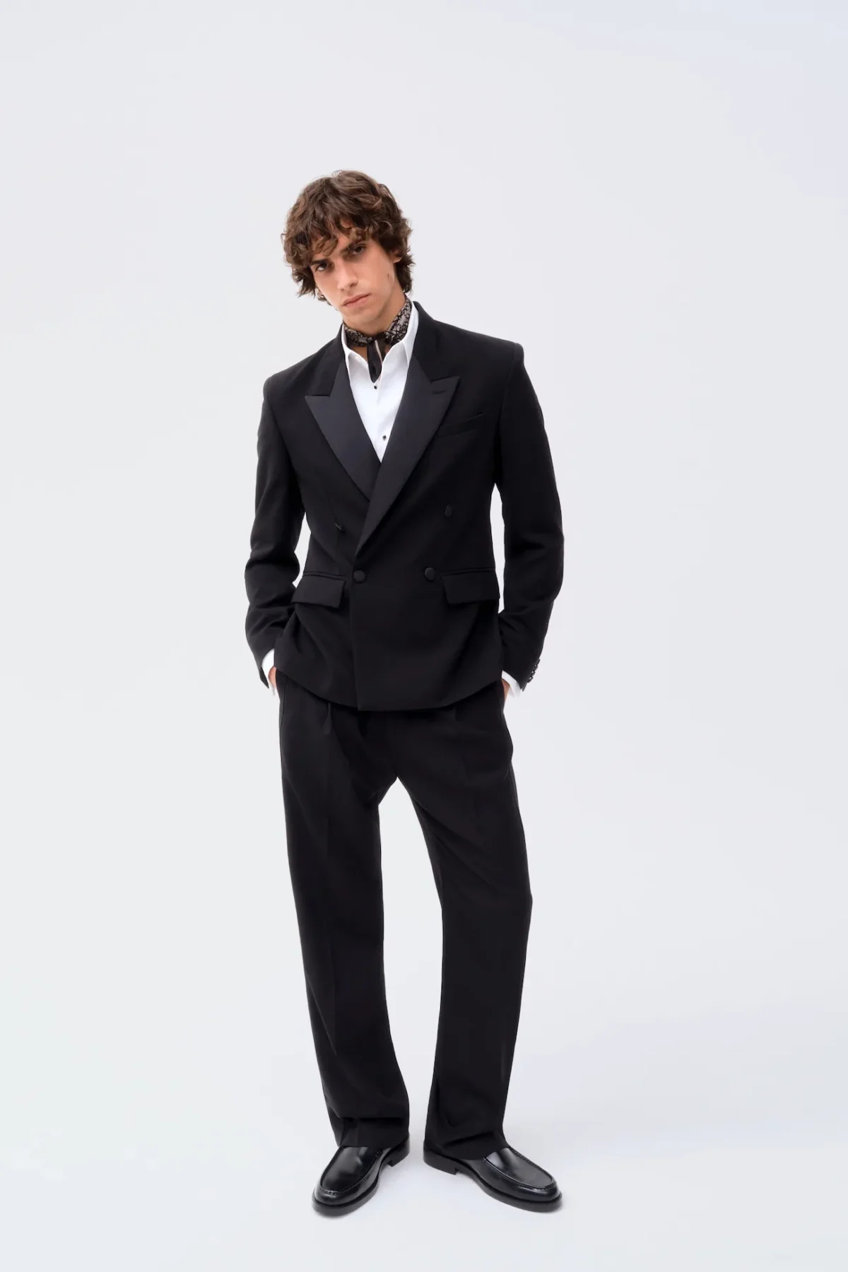 HM x ELIE SAAB 5 Elie Saab habille enfin les hommes chez H&M, et c'est un événement !