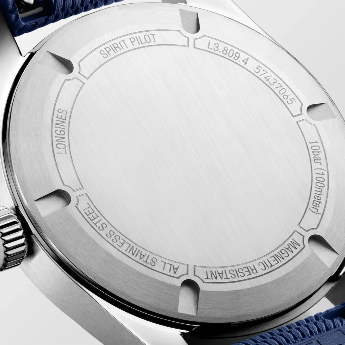 Longines Spirit Pilot Spirit Pilot Flyback 2026 7 Longines habille sa Spirit Pilot d'un bleu qu'elle n'avait encore jamais osé