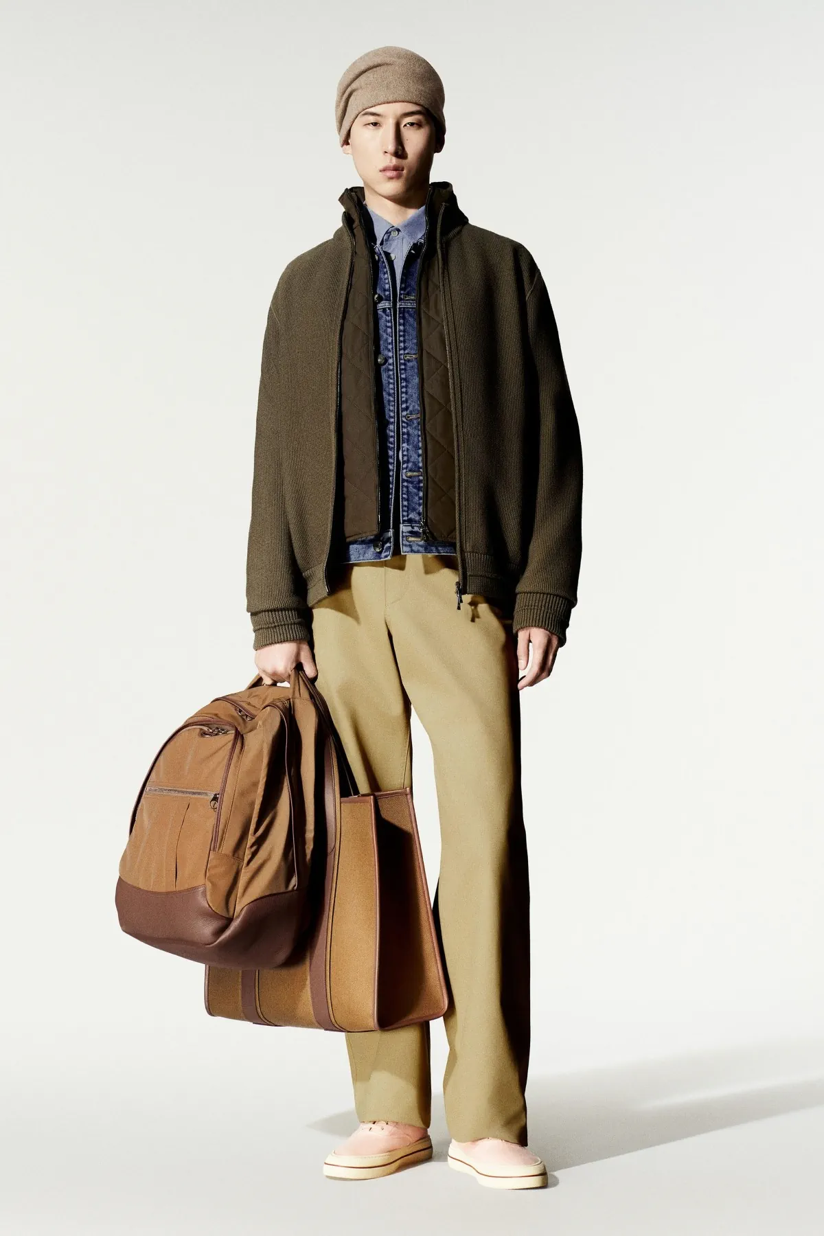 Loro Piana réhabilite l'élégance utile pour l'homme du printemps 2027