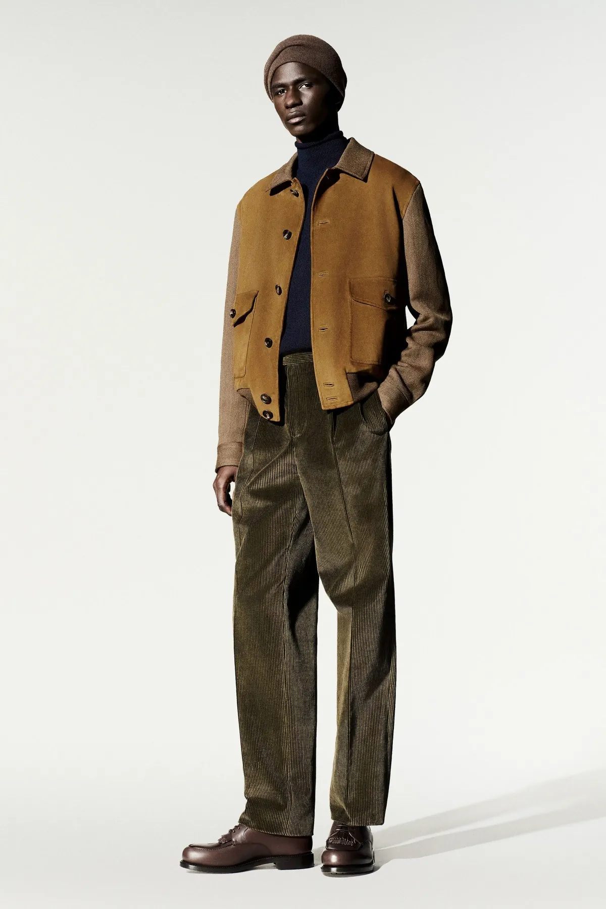 Loro Piana réhabilite l'élégance utile pour l'homme du printemps 2027
