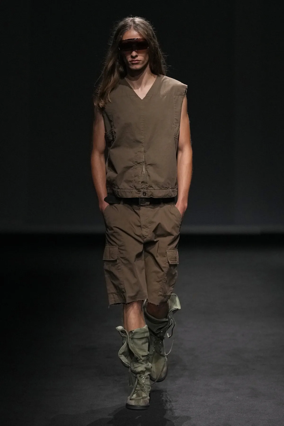 MM6 Maison Margiela réinvente la garde-robe masculine avec sa collection printemps 2027