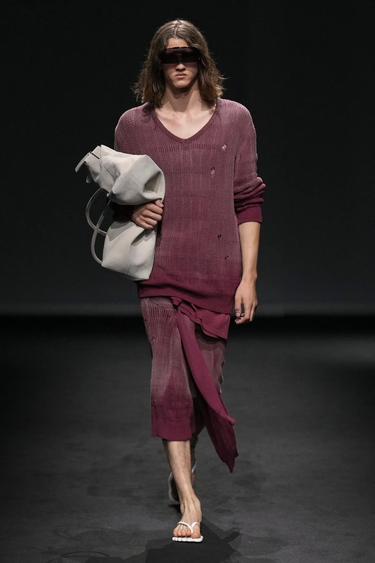 MM6 Maison Margiela réinvente la garde-robe masculine avec sa collection printemps 2027