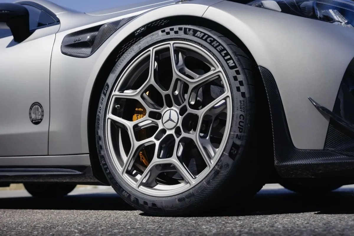 Mercedes-AMG CLE 646 Spezialanfertigung : le coupé qui renonce à tout, sauf à la vitesse
