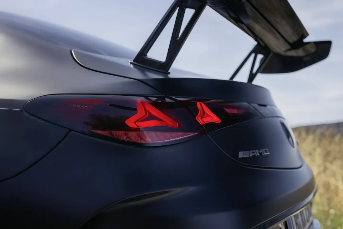 Mercedes-AMG CLE 646 Spezialanfertigung : le coupé qui renonce à tout, sauf à la vitesse
