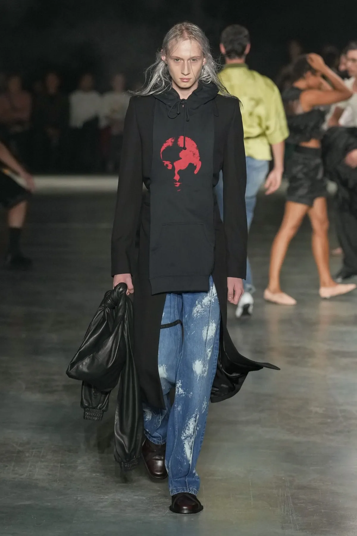 ALAINPAUL printemps 2027, quand le tailoring se règle d'un cordon et d'un fermoir