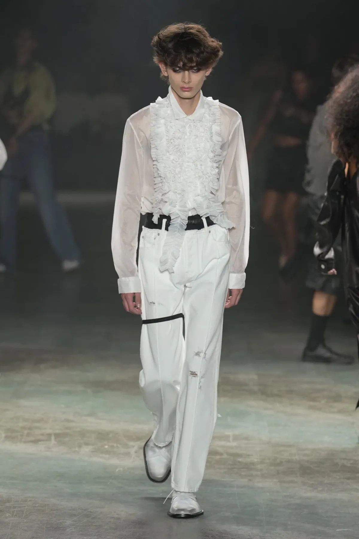 ALAINPAUL printemps 2027, quand le tailoring se règle d'un cordon et d'un fermoir
