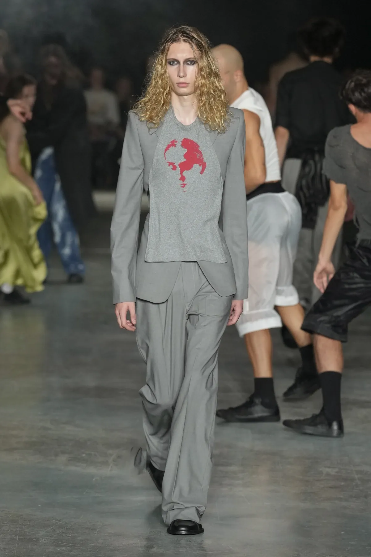 ALAINPAUL printemps 2027, quand le tailoring se règle d'un cordon et d'un fermoir