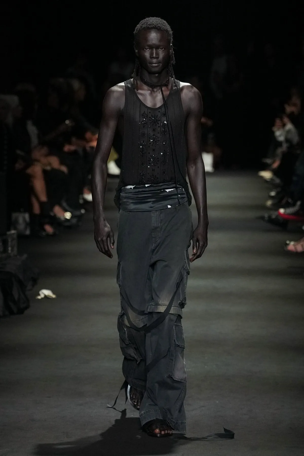 Ann Demeulemeester Printemps 2027, Lonesome Heaven ou l'élégance usée du désert californien