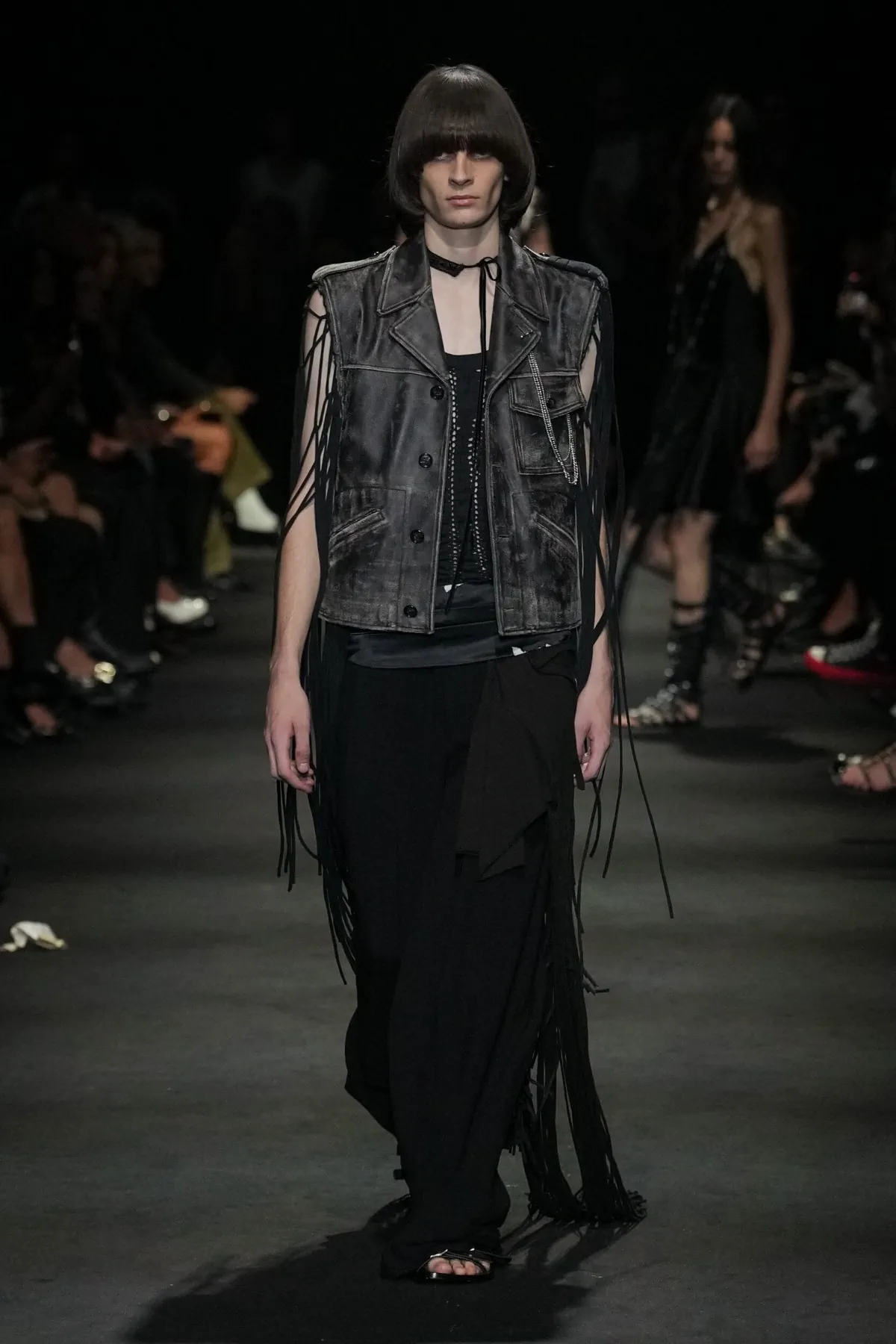 Ann Demeulemeester Printemps 2027, Lonesome Heaven ou l'élégance usée du désert californien