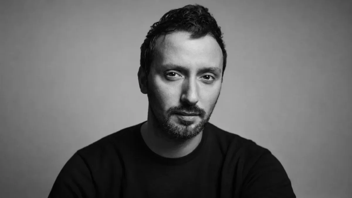 Anthony Vaccarello quitte Saint Laurent, la fin d'une décennie d'or et de noir