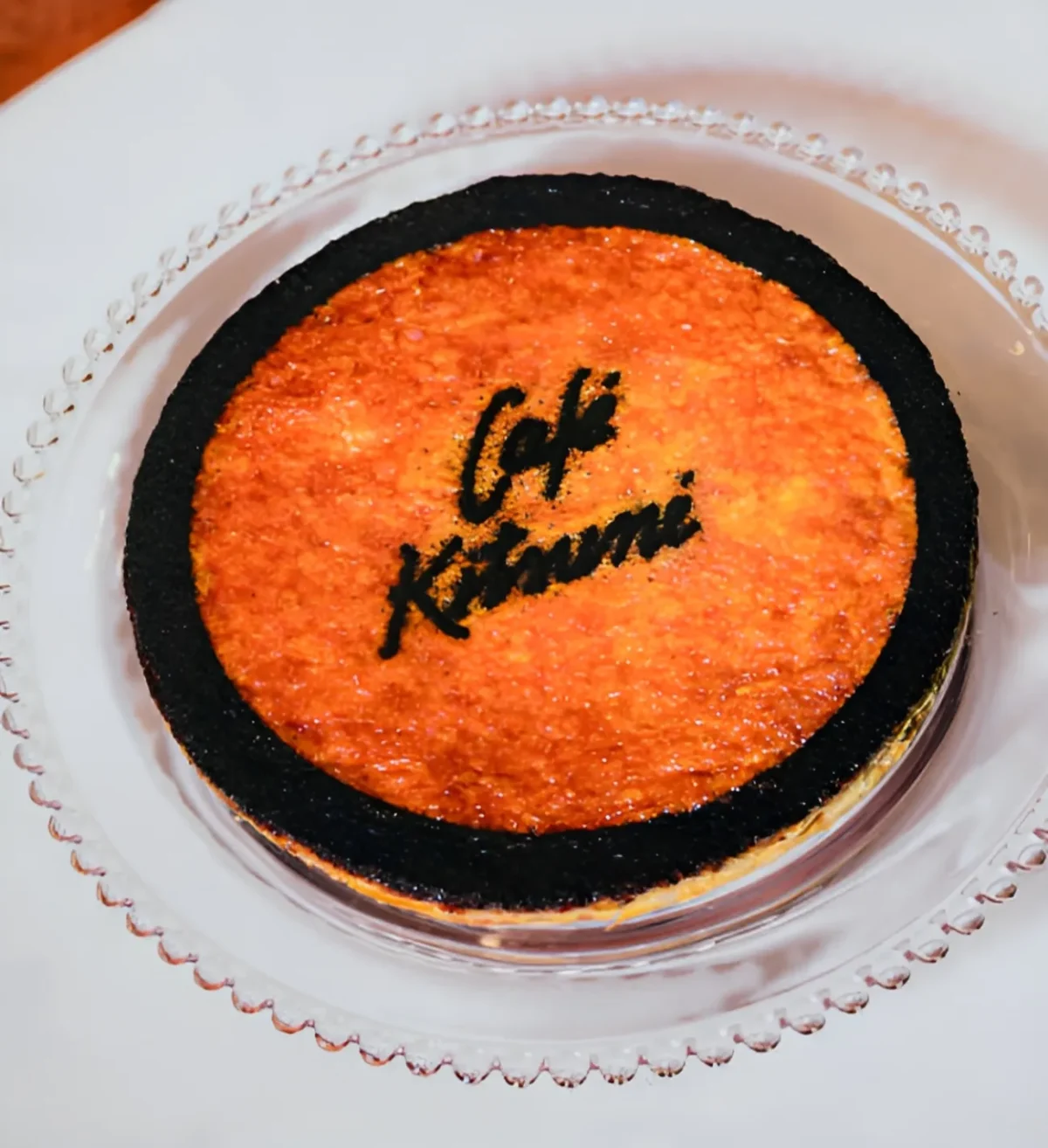 Chez Café Kitsuné, la bûche de Noël 2026 se déguise en tasse de matcha