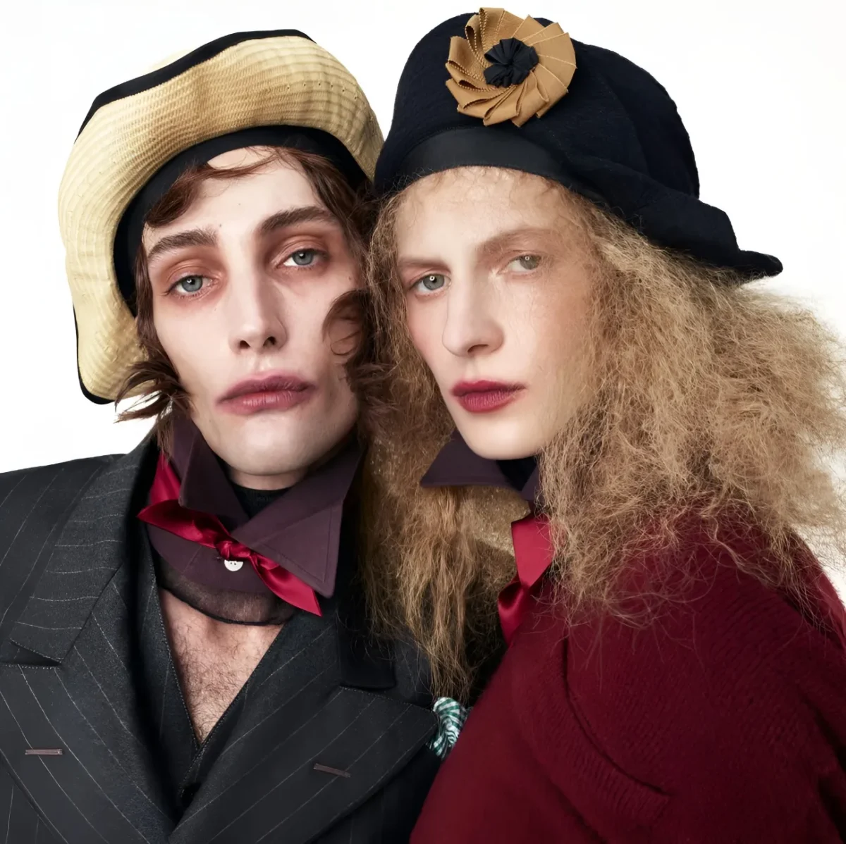 Collaboration Zara x John Galliano 9 John Galliano réinvente les archives de Zara avec Re{form}