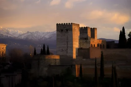 Les secrets de l’Alhambra, le palais perdu des sultans nasrides renaît à l’Institut du monde arabe