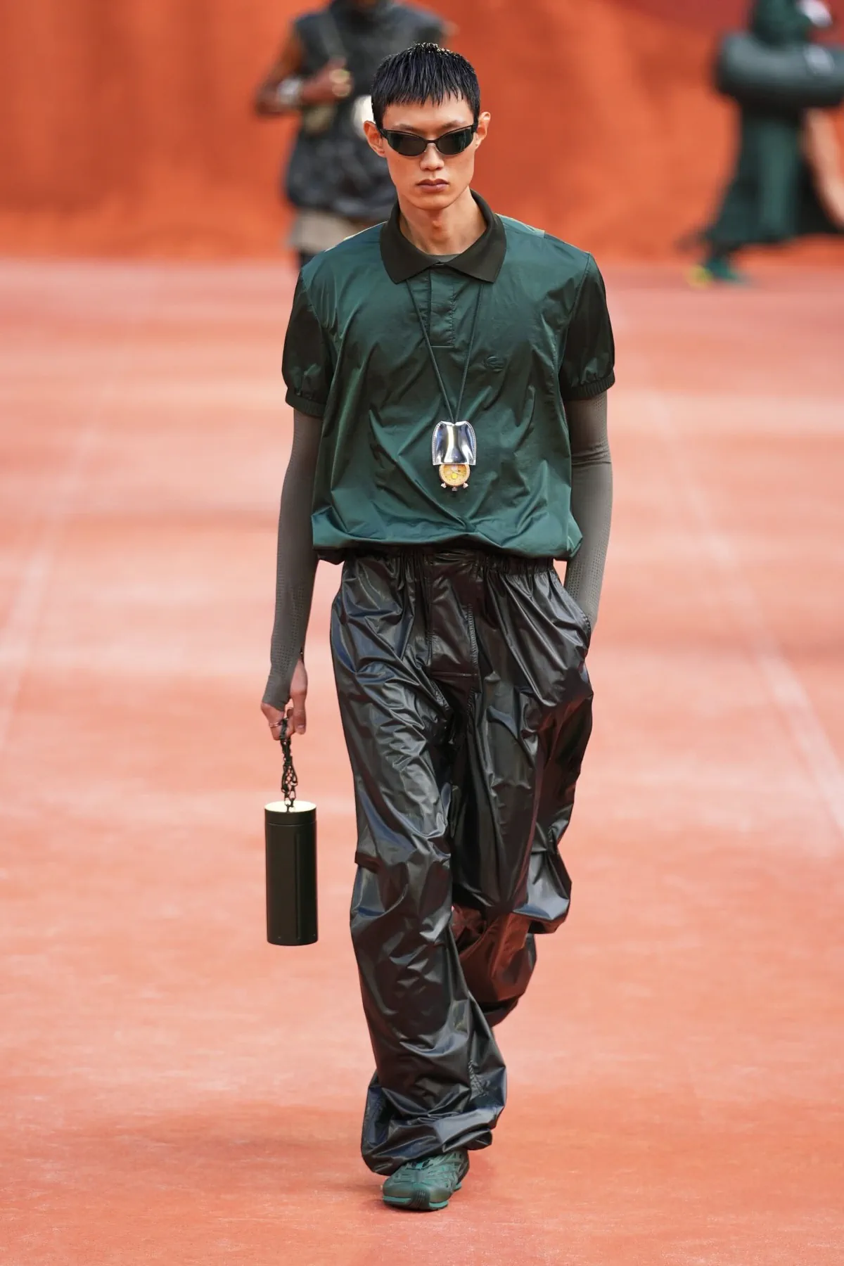 Lacoste Spring Summer 2027 Paris Fashion Week 14 Lacoste printemps 2027, le polo blanc retrouve sa mauvaise réputation