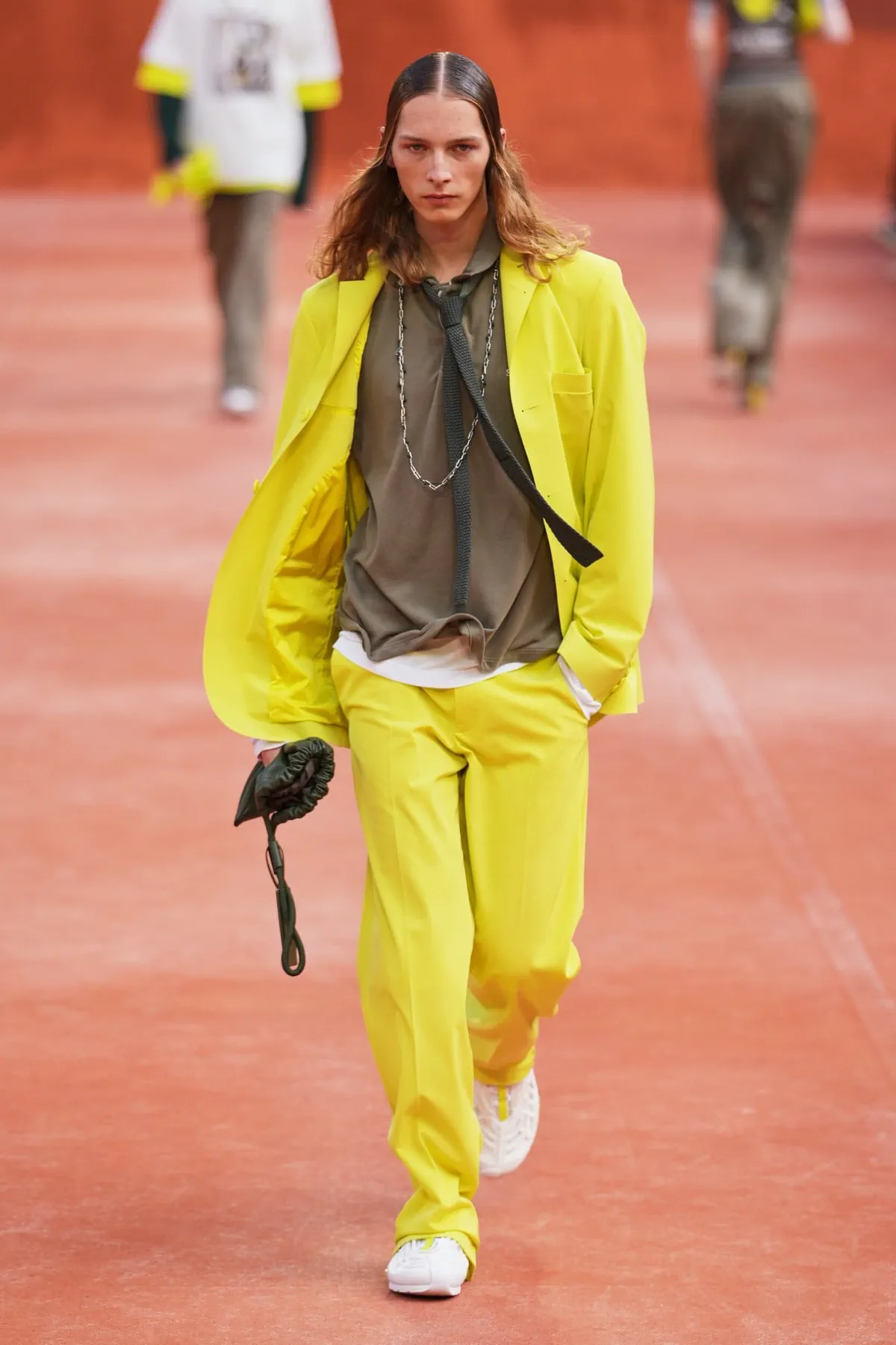 Lacoste Spring Summer 2027 Paris Fashion Week 18 Lacoste printemps 2027, le polo blanc retrouve sa mauvaise réputation