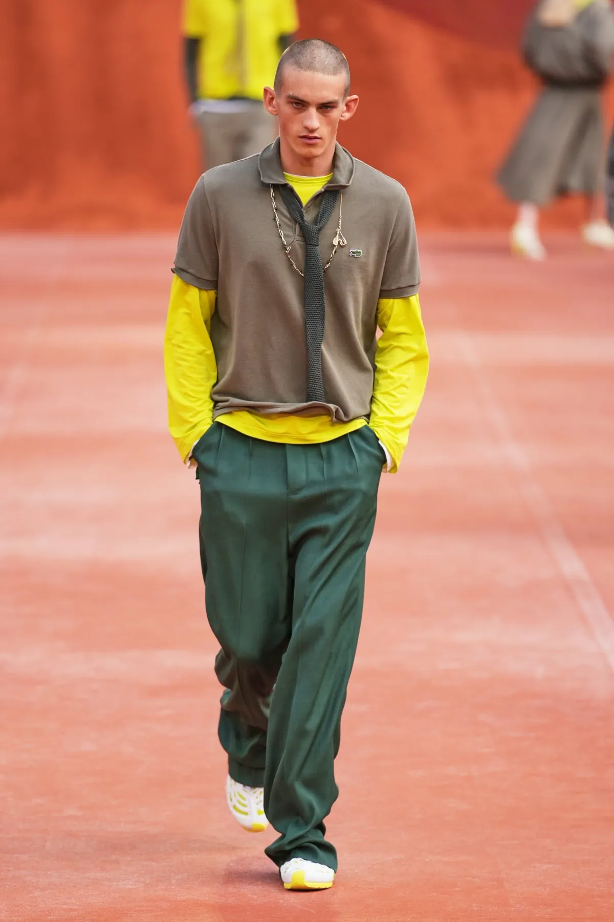 Lacoste Spring Summer 2027 Paris Fashion Week 20 Lacoste printemps 2027, le polo blanc retrouve sa mauvaise réputation