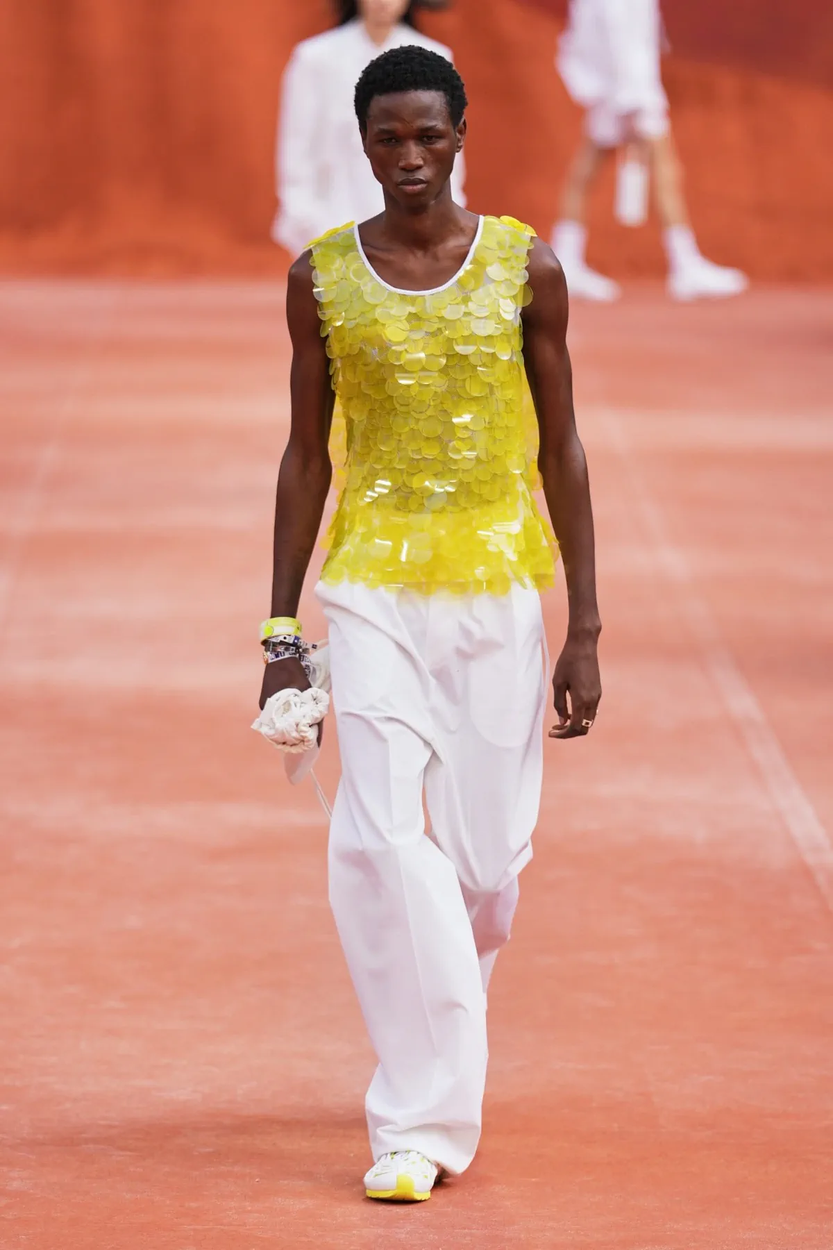 Lacoste Spring Summer 2027 Paris Fashion Week 24 Lacoste printemps 2027, le polo blanc retrouve sa mauvaise réputation