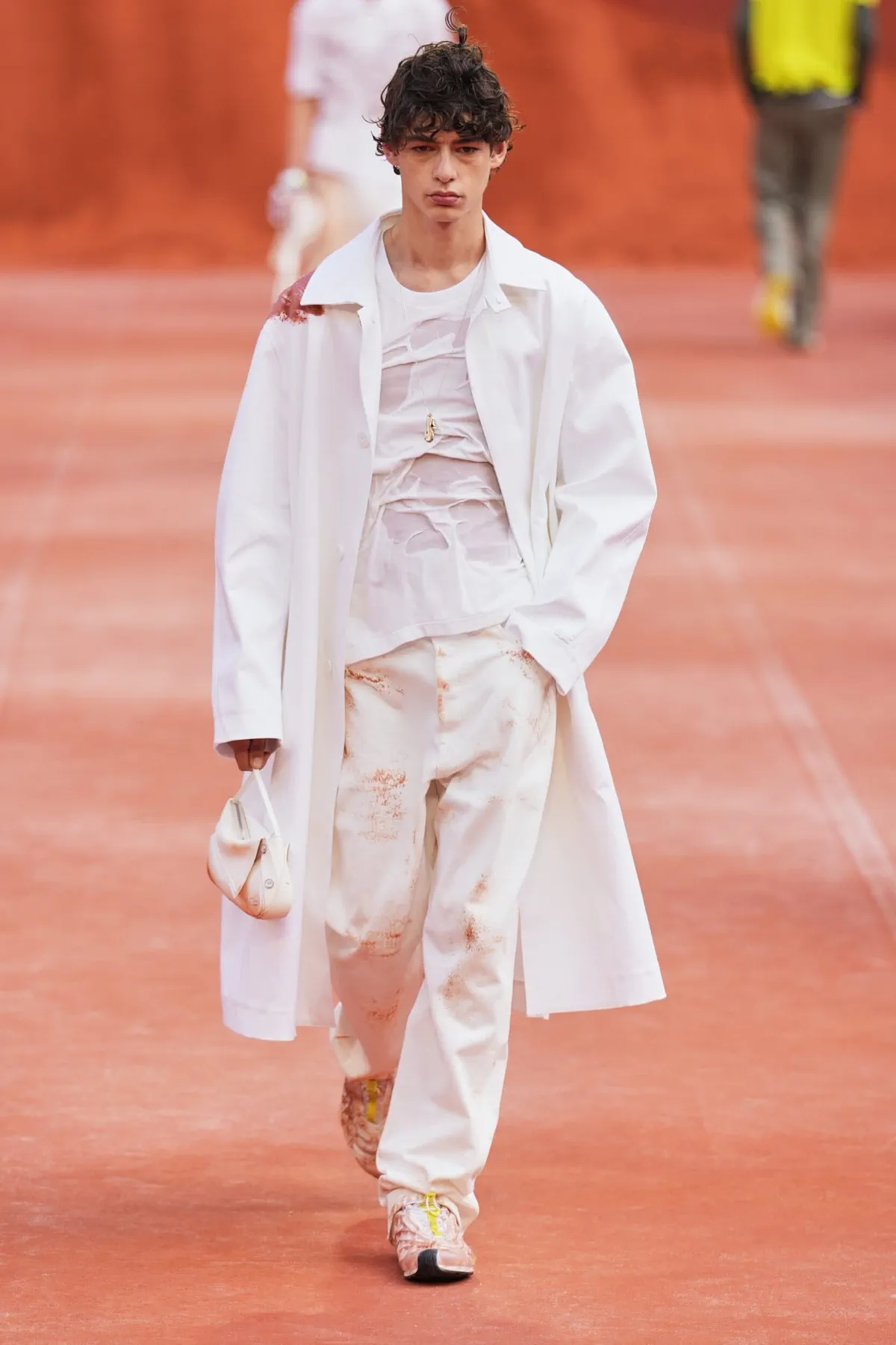 Lacoste Spring Summer 2027 Paris Fashion Week 25 Lacoste printemps 2027, le polo blanc retrouve sa mauvaise réputation