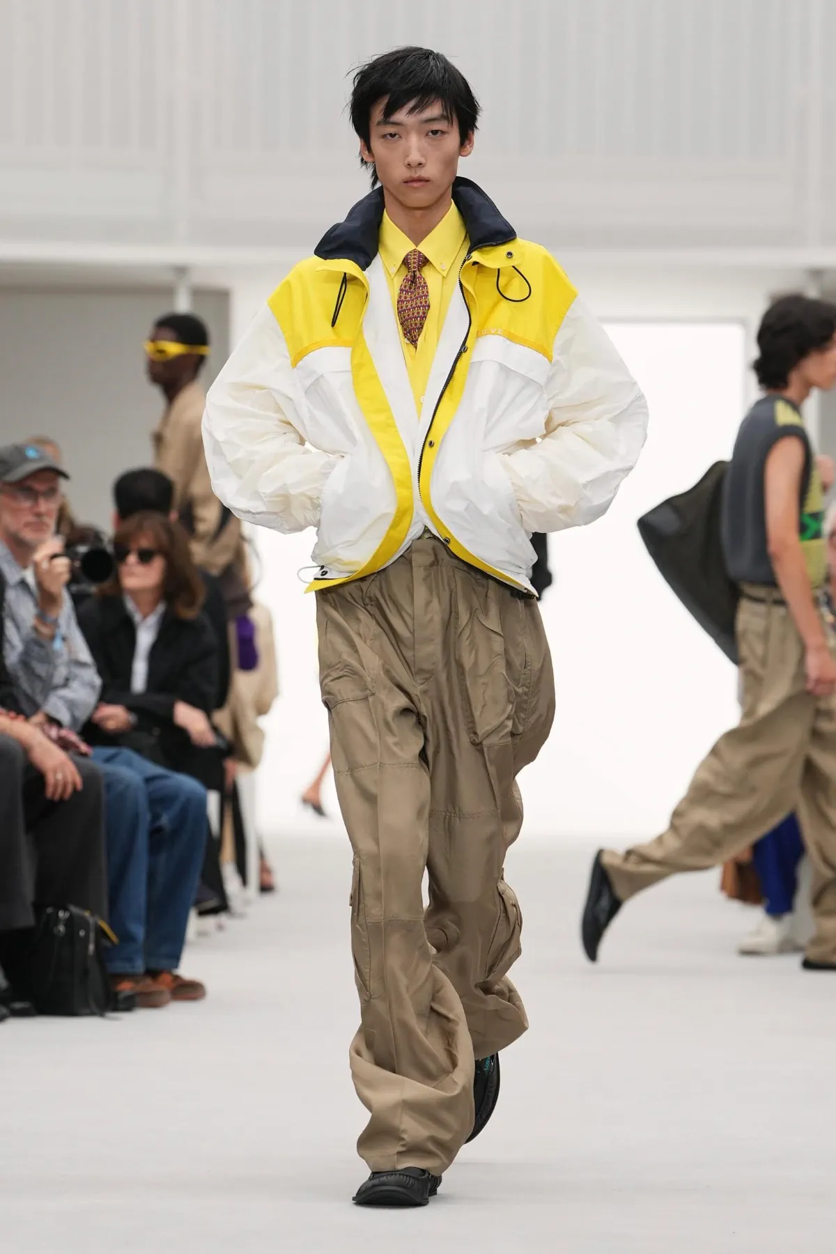 LOEWE printemps 2027, le luxe que l'on peut toucher