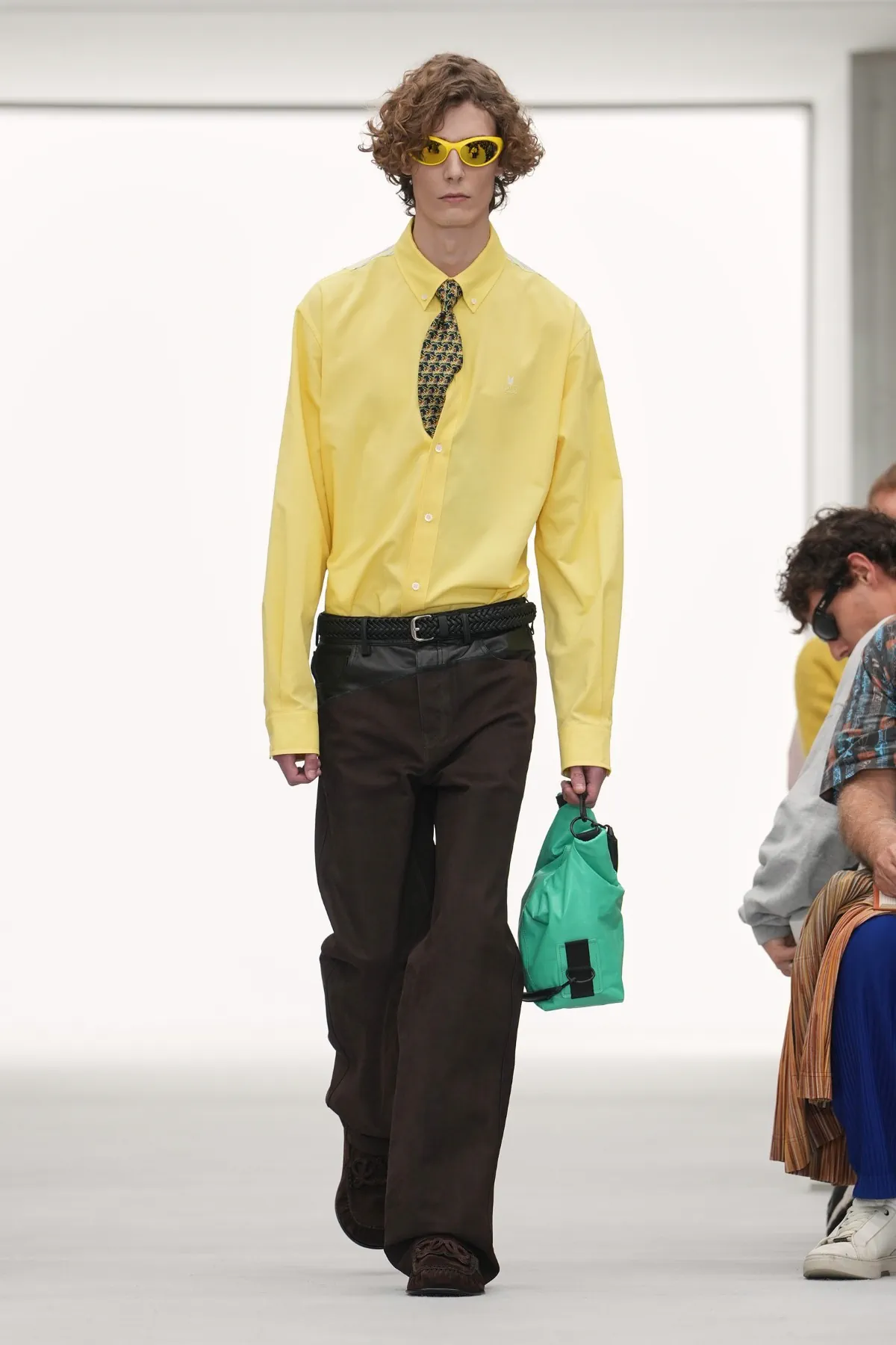 LOEWE printemps 2027, le luxe que l'on peut toucher