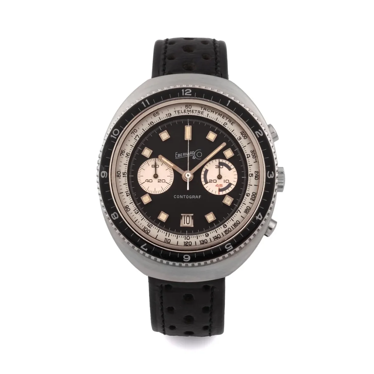 Le musée Eberhard & Co. ouvre ses portes au public et réunit deux montres de 1969 aux destins opposés