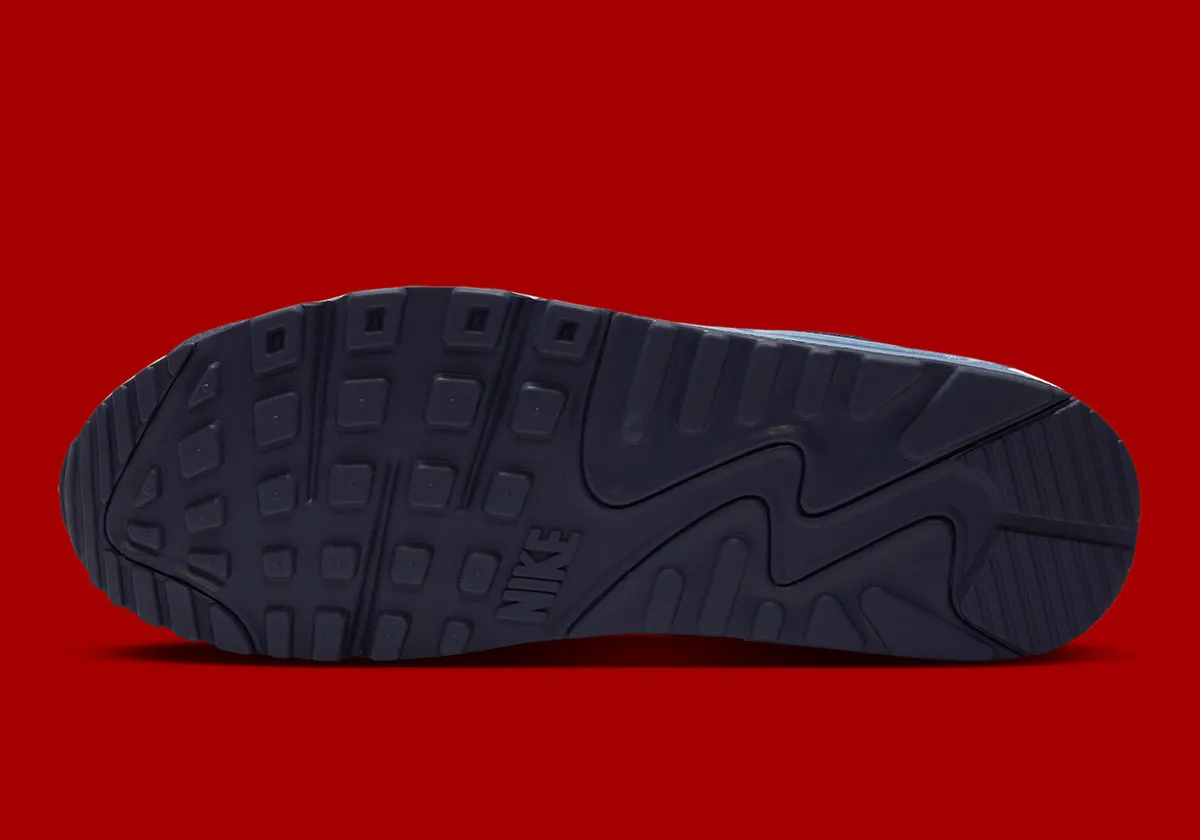 Nike Air Max 90 « Geyser Grey », l’icône qui n’a plus besoin de hausser le ton