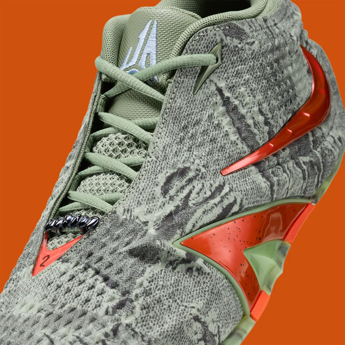 La Nike Ja 4 « Halloween » enterre la citrouille sous un vert de marais