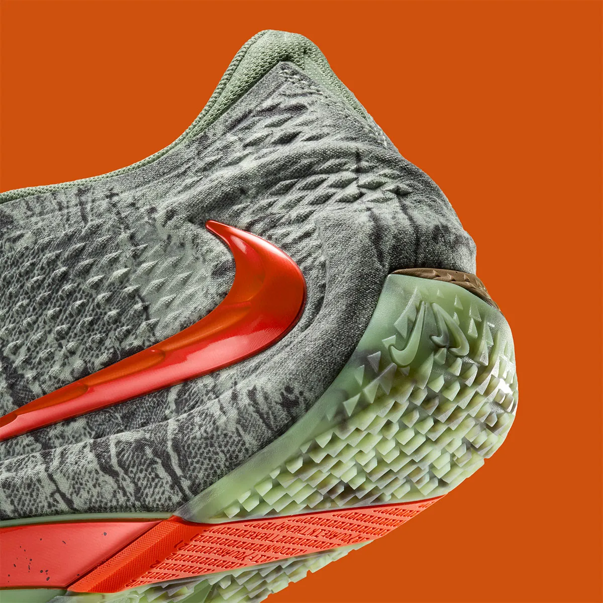 La Nike Ja 4 « Halloween » enterre la citrouille sous un vert de marais