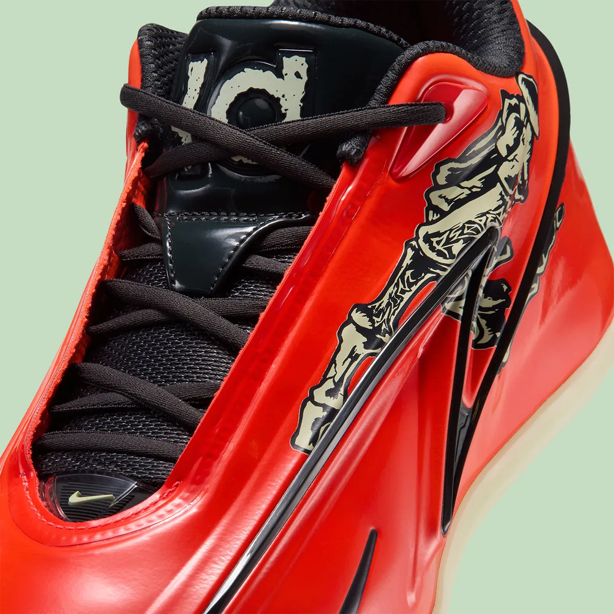 Avec Nike KD 19 « Halloween », Kevin Durant donne corps à la Faucheuse