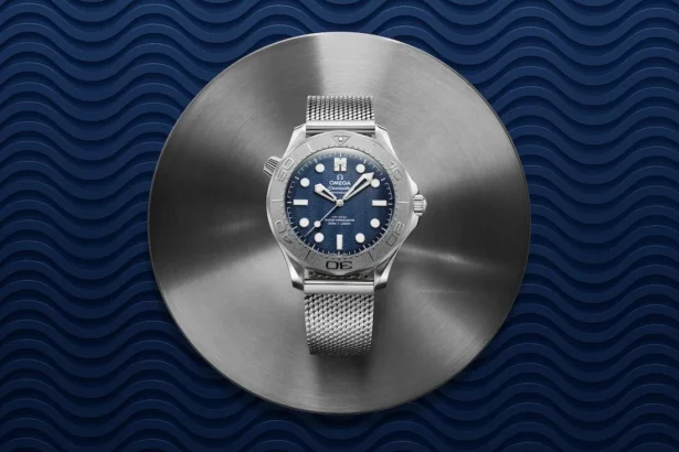 James Bond ou Spectre ? Avec la Seamaster Diver 300M, OMEGA vous fait choisir votre camp