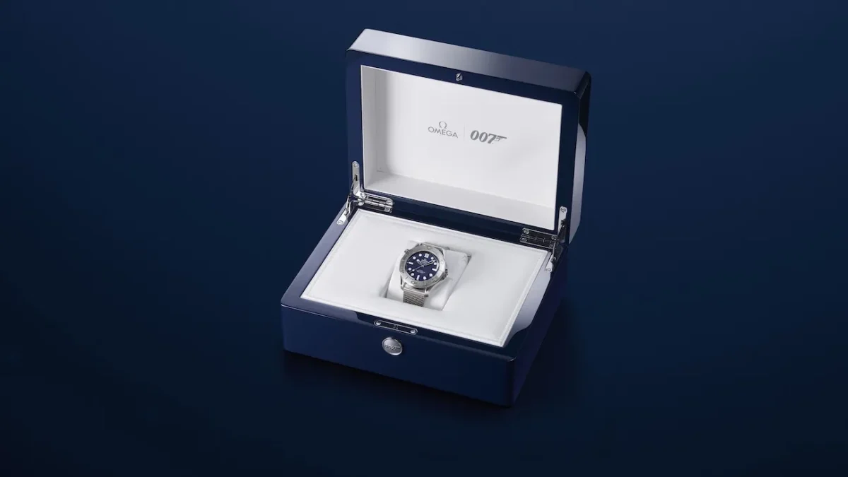 James Bond ou Spectre ? Avec la Seamaster Diver 300M, OMEGA vous fait choisir votre camp