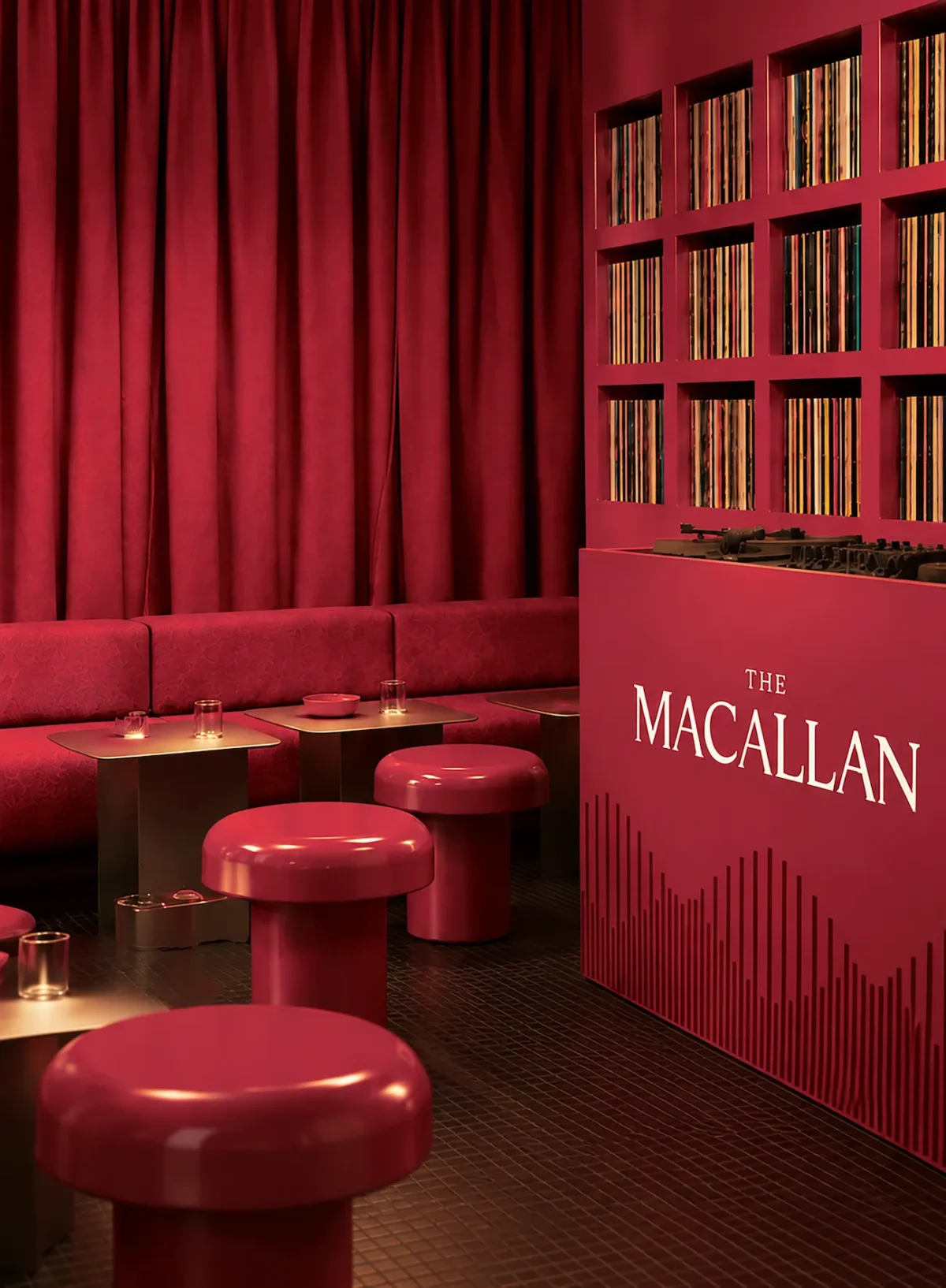 The Macallan in Residence installe son salon d’écoute rue Charlot à l'occasion d'Art Basel Paris 2026